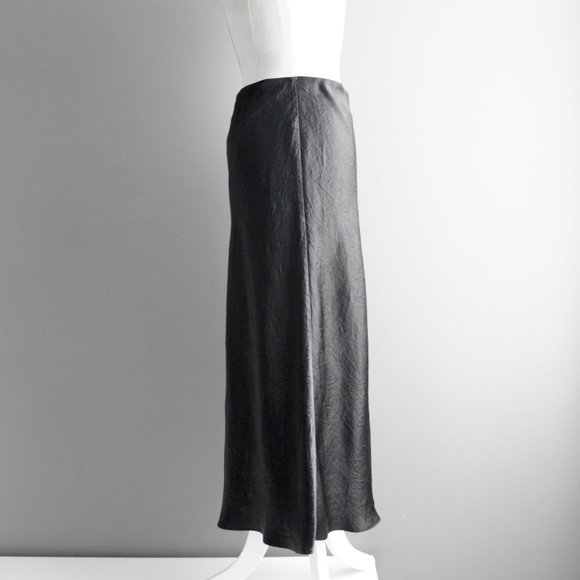Aritzia Babaton Black Satin Slip Midi Skirt Size 12 - Picture 13 of 16
